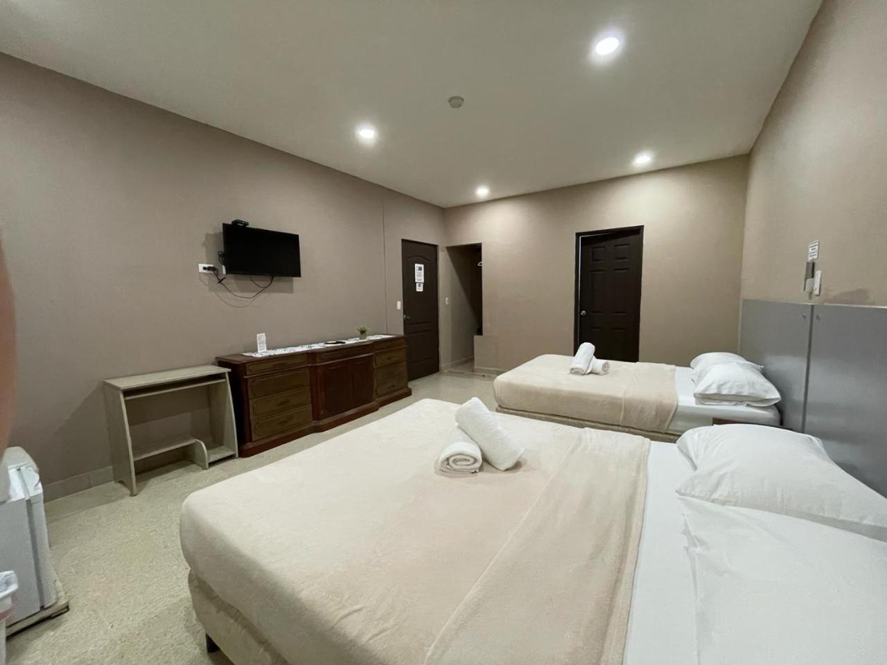 Hostal El Prado Panama City Eksteriør billede