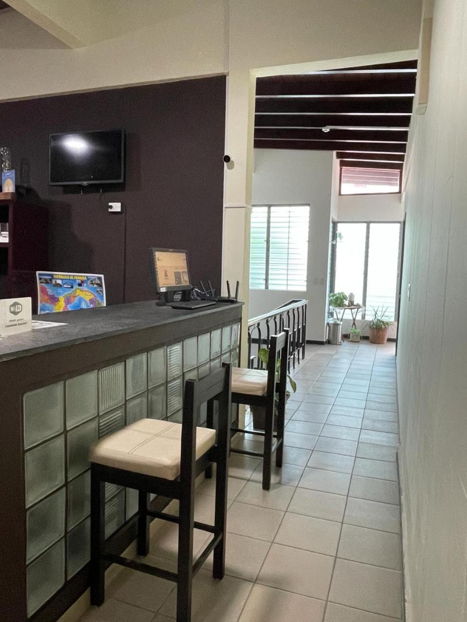 Hostal El Prado Panama City Eksteriør billede